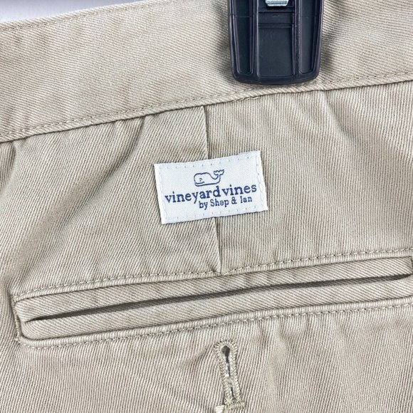 Vineyard Vines Shorts Club Short Men’s Size 35 Chino Cotton Tan 9” Inseam - Picture 6 of 10
